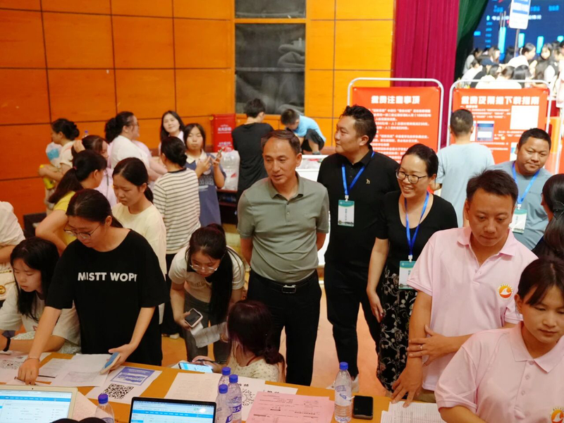 1757922423331035751.jpg 2ad52b8aa8498c9e9a22123ccb12a9f7.jpg